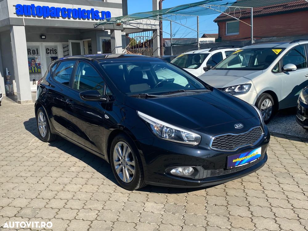 Kia Ceed - 10