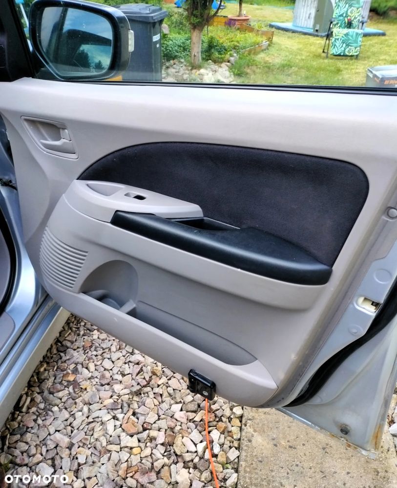 Mitsubishi Grandis - 29