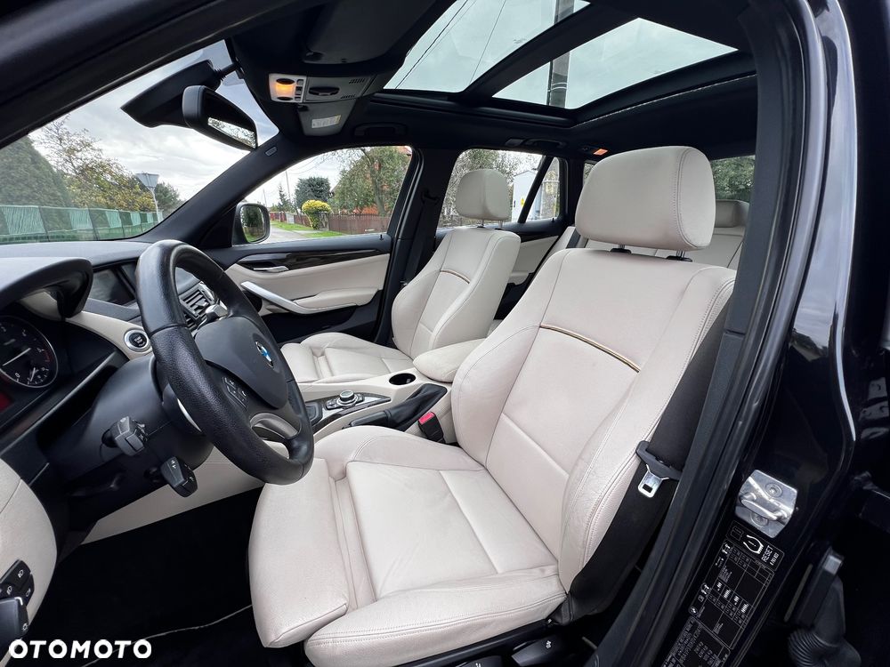 BMW X1 xDrive23d - 26