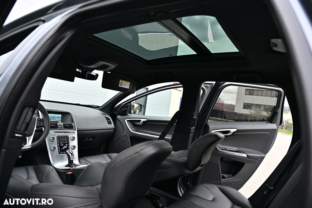 Volvo XC 60 D4 Geartronic Summum - 12