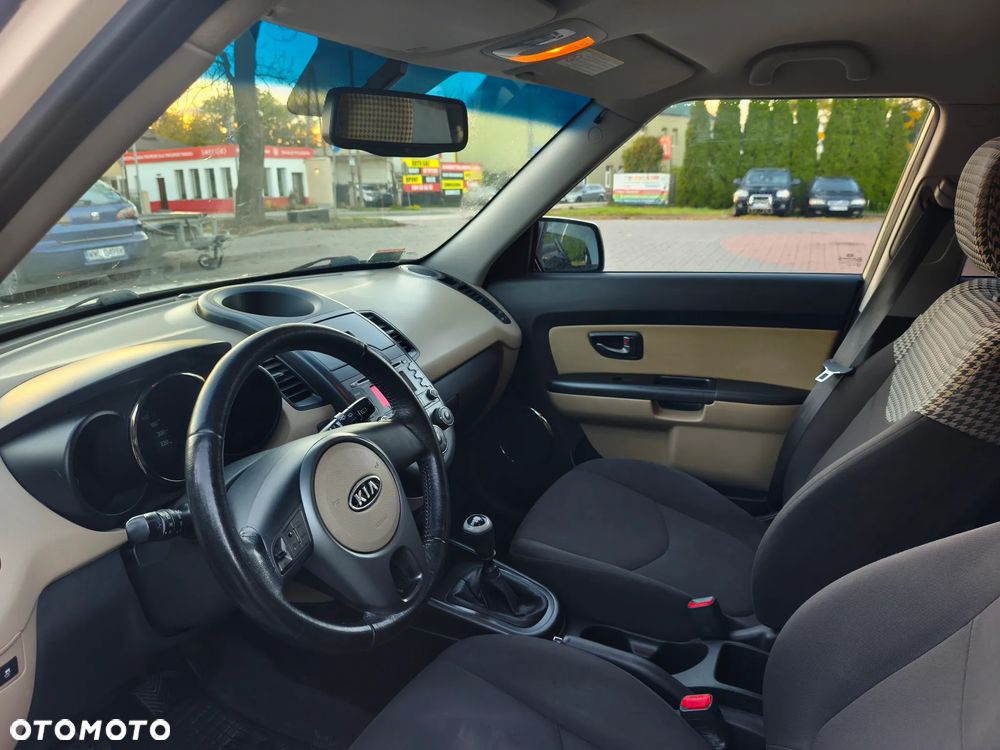 Kia Soul - 17