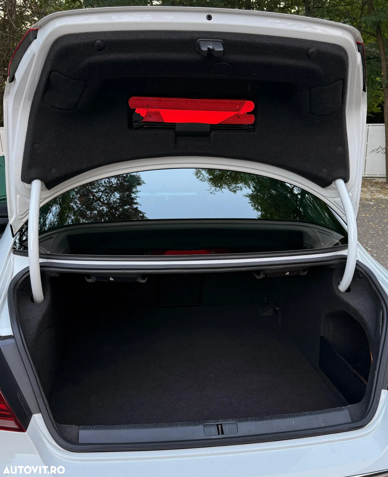 Volkswagen Passat CC 2.0 TDI BlueMotion Technology DSG - 36