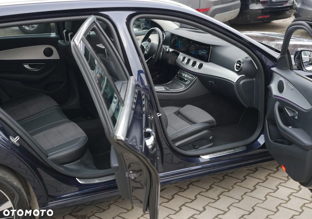 Mercedes-Benz Klasa E 300 de 9G-TRONIC Avantgarde - 21