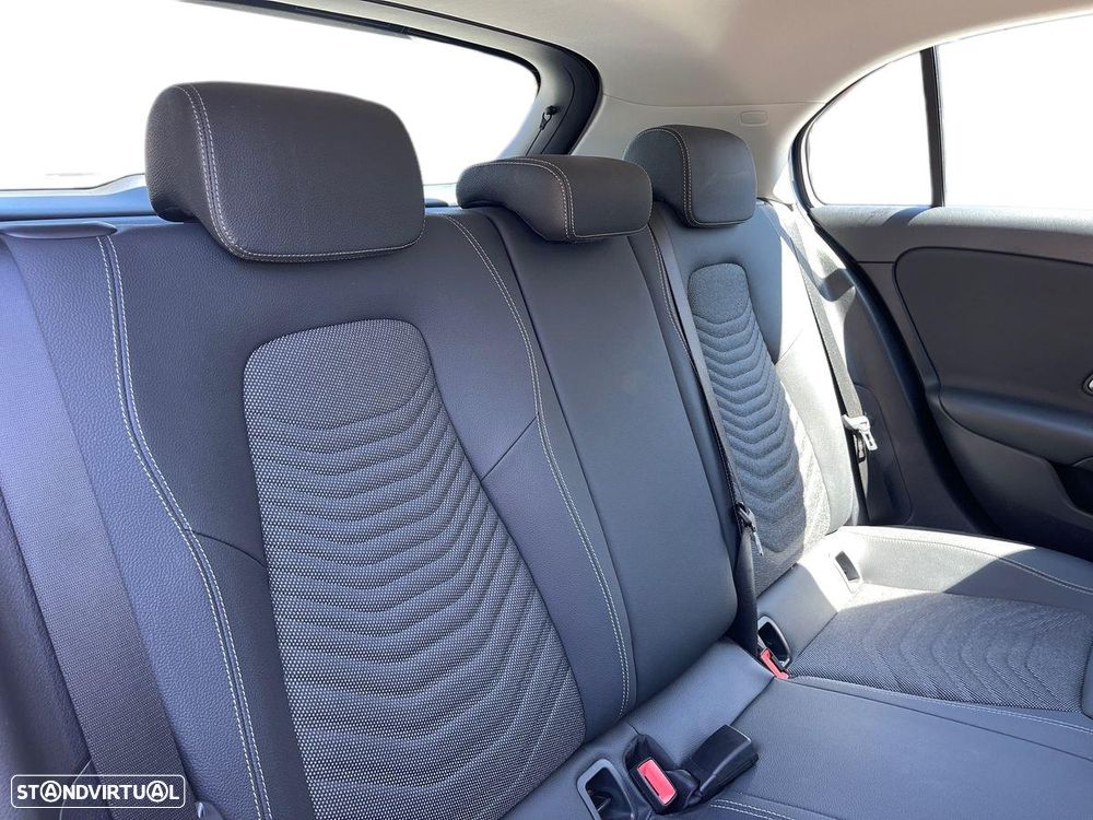 Mercedes-Benz A 200 Standard - 16