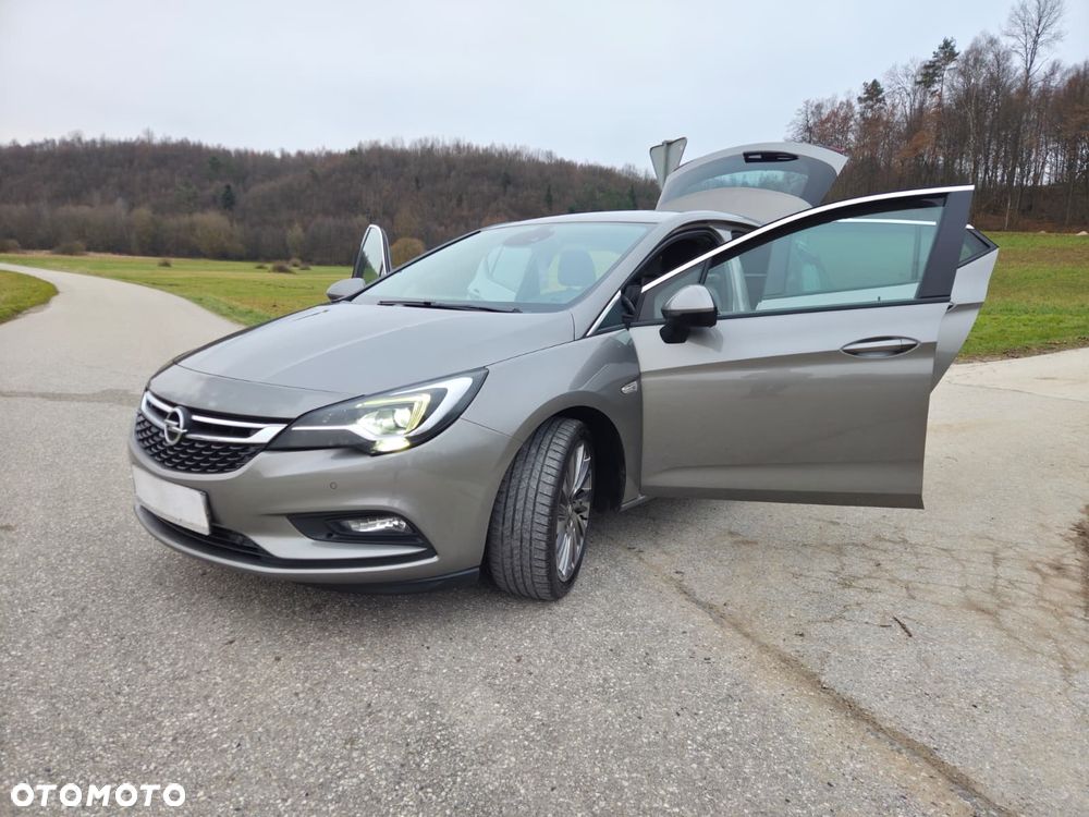 Opel Astra 1.4 Turbo 120 Jahre - 23