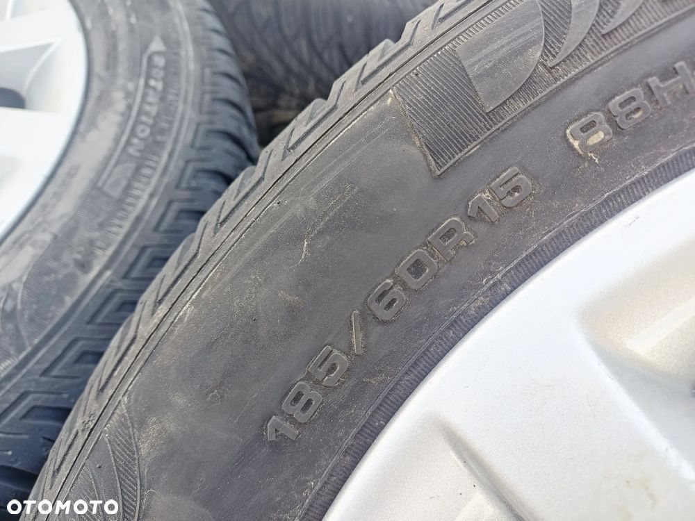 FELIGI Z OPONAMI ALUMINIOWE RENAULT CLIO III R15 4X100 ET43 60,1 mm OPONY FULDA 185/60 R15 WIELOSEZON NR7 - 7