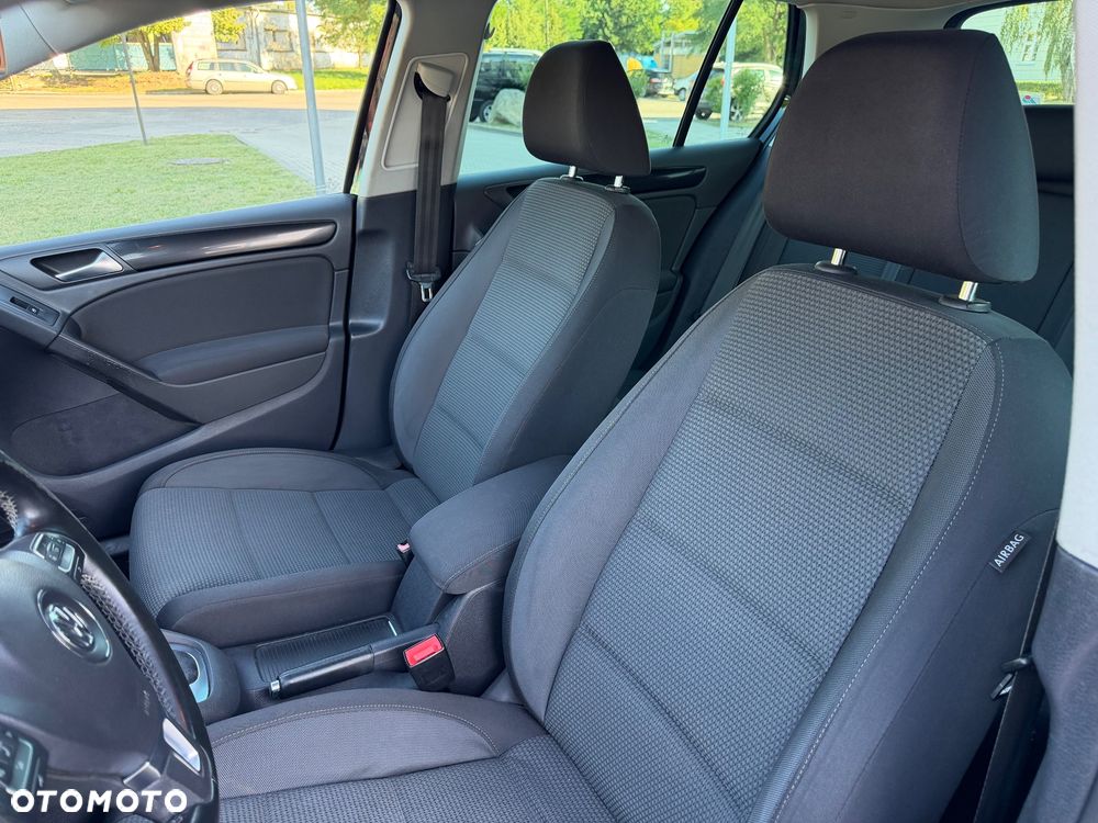 Volkswagen Golf 1.6 TDI DPF DSG Comfortline - 17