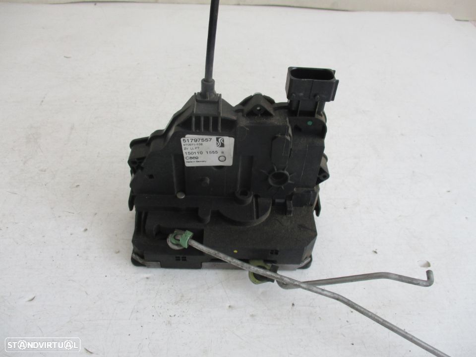 Fechadura trinco de porta Fiat Grand Punto Frente Esquerdo 5 portas - 1