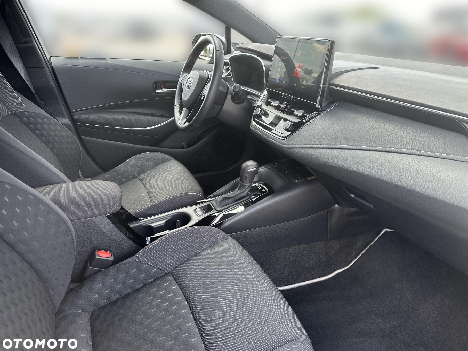 Toyota Corolla - 12