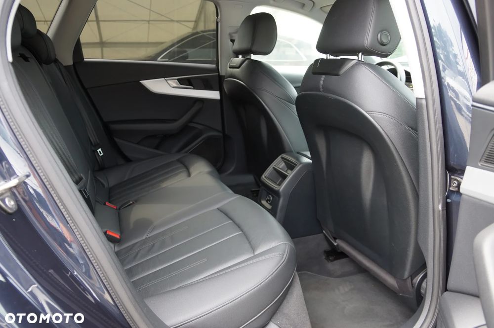 Audi A4 Avant 2.0 TDI S tronic - 34