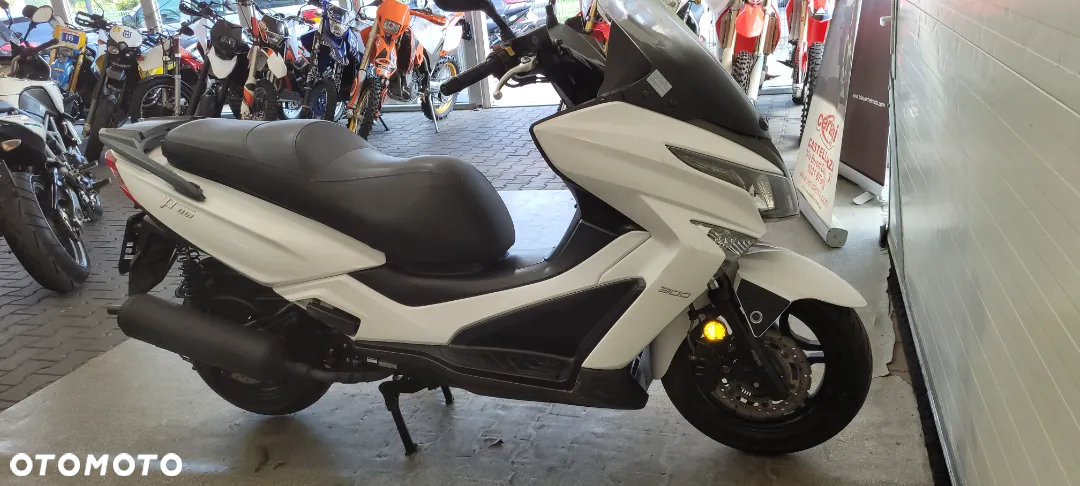Kymco X-Town - 27