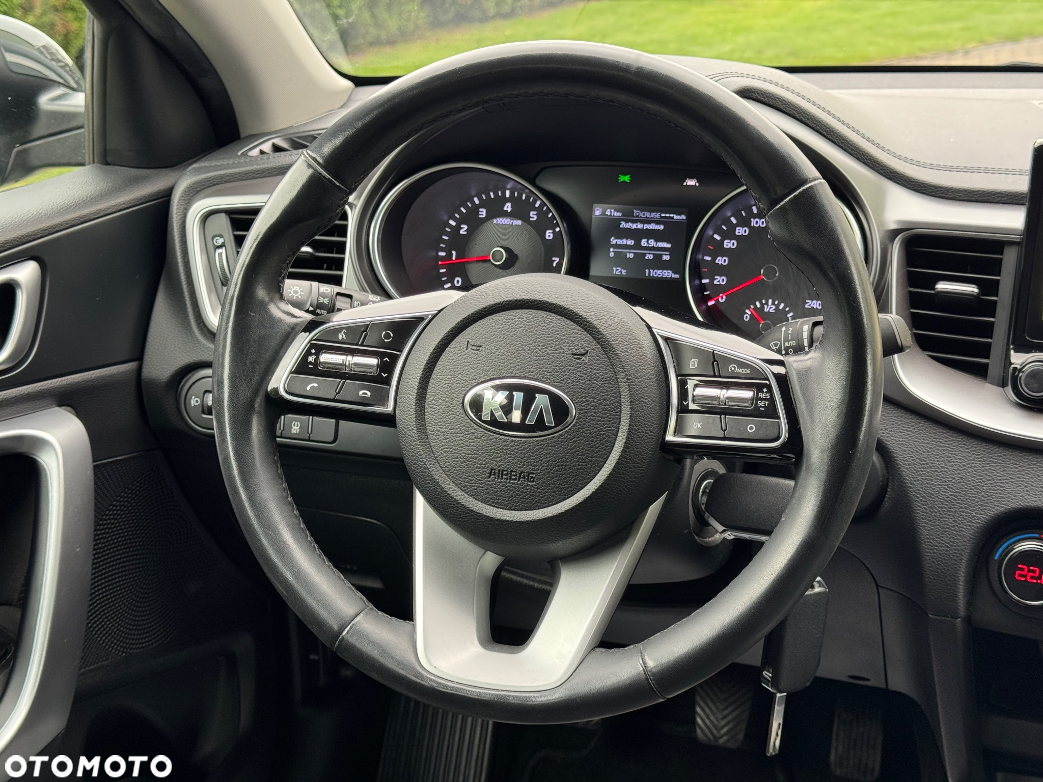 Kia Ceed SW 1.4 T-GDI OPF Platinum Edition - 16