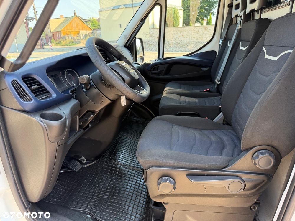 Iveco Daily 2.3 HPI / 136 KM / L2H2 / Automat / - 30