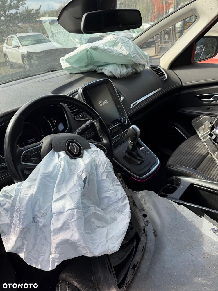 Renault Grand Scenic - 5