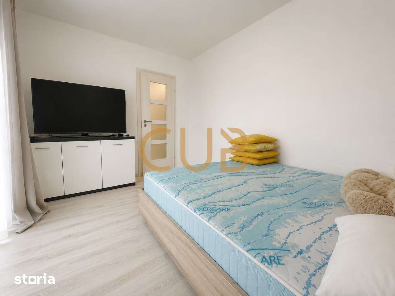3cam | 2dormitoare,2balcoane,centrala,parcare | Hotel IQ - Giroc — fotografia 3