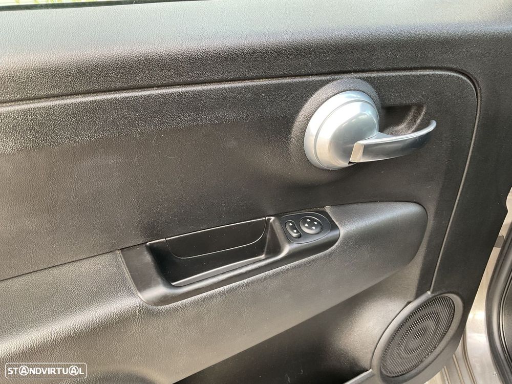 Fiat 500 1.0 Hybrid Connect - 19