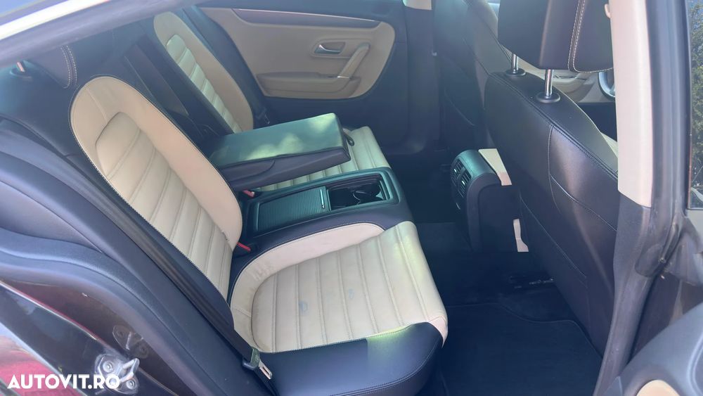 Volkswagen Passat CC - 12