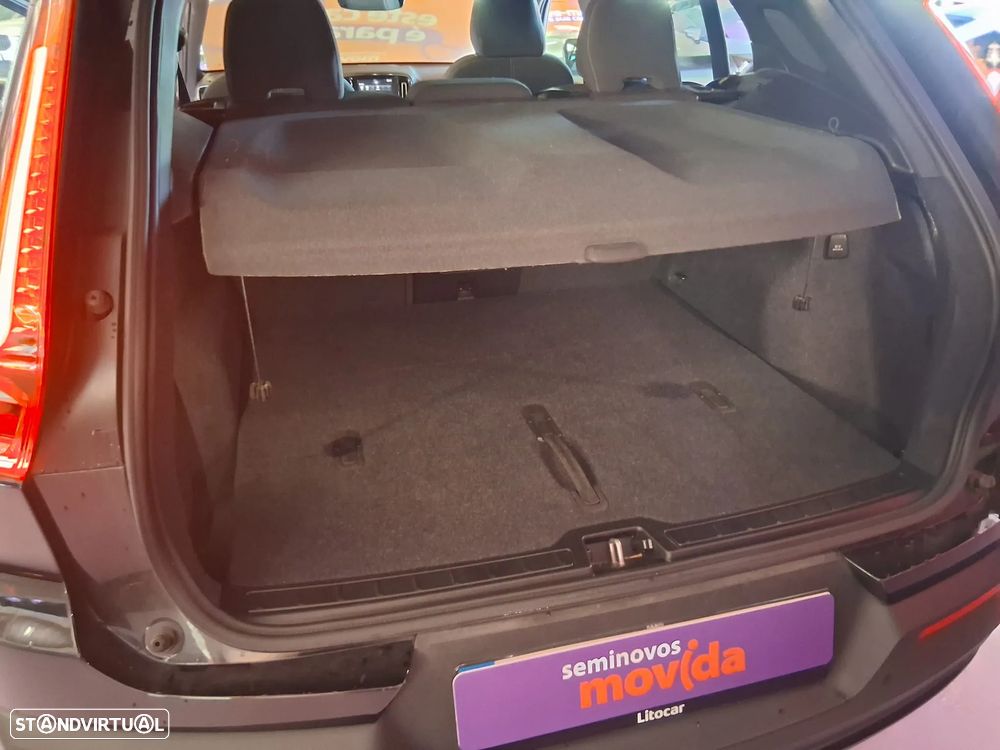 Volvo XC 40 1.5 T2 Plus Dark Auto - 7