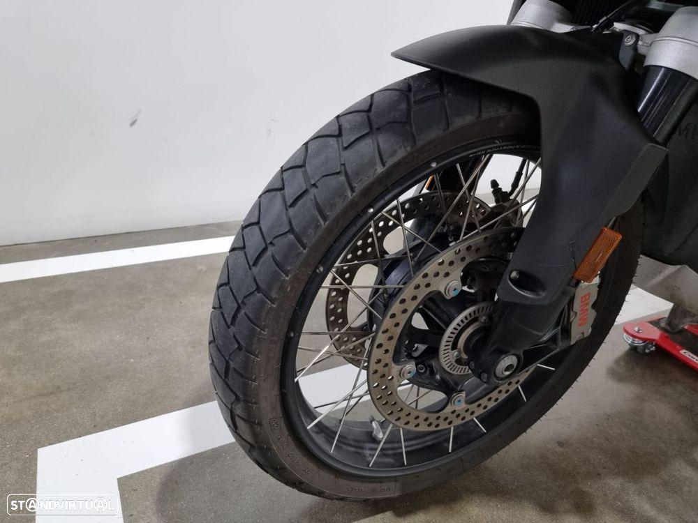 BMW R 1300 GS 1300 GS  LightWhite - 13