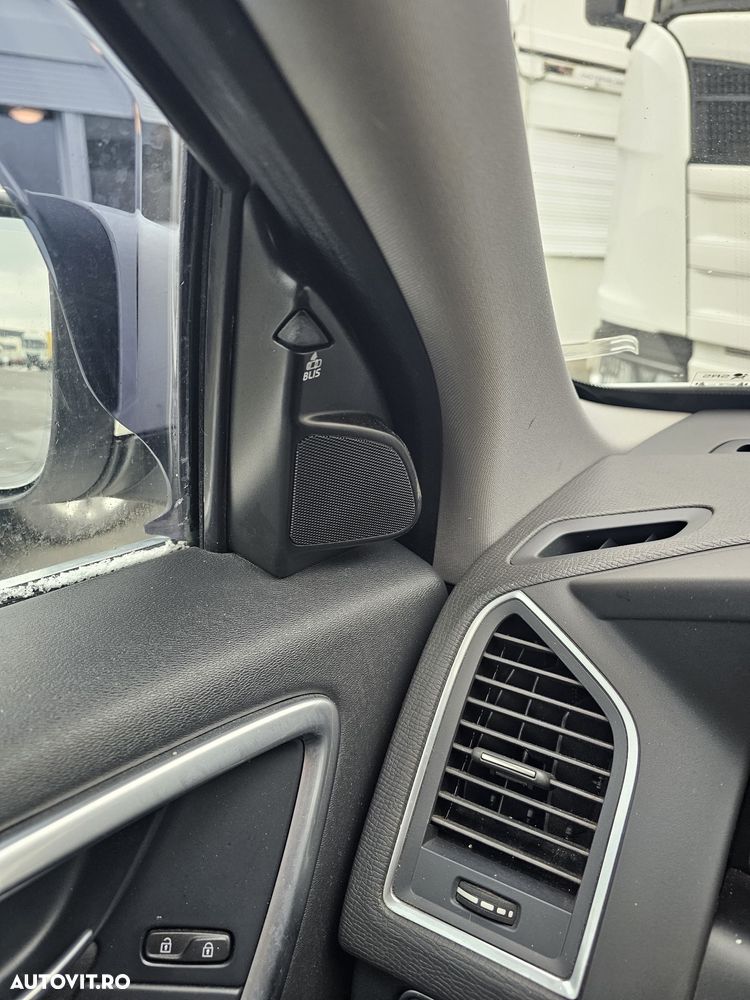 Volvo XC 60 D4 Geartronic Summum - 15