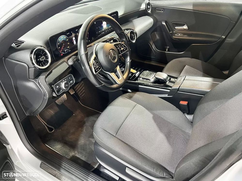 Mercedes-Benz CLA 180 d Shooting Brake Business Solutions Aut. - 6