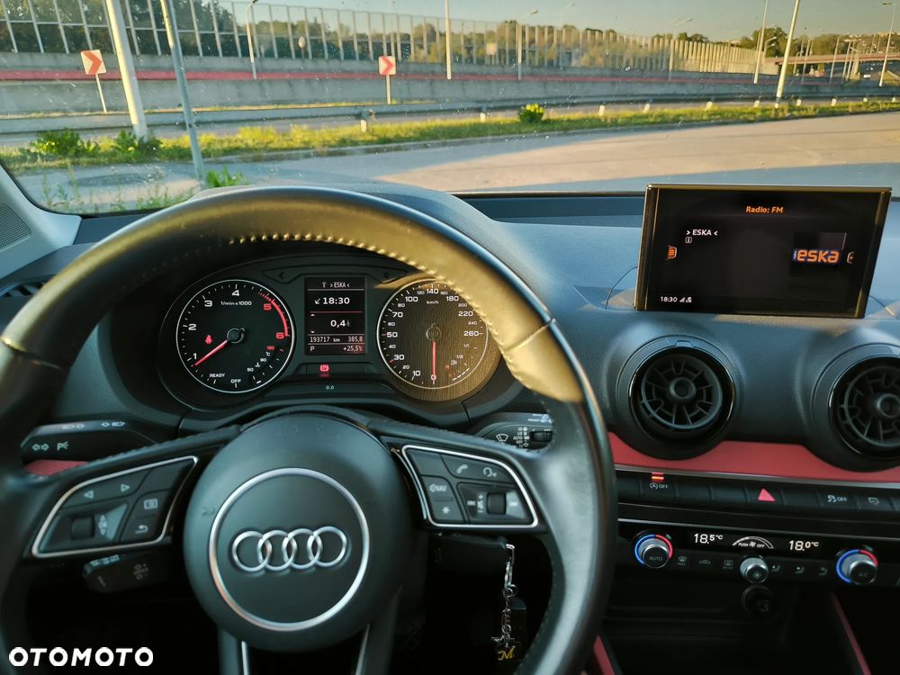 Audi Q2 1.6 TDI S tronic sport - 16