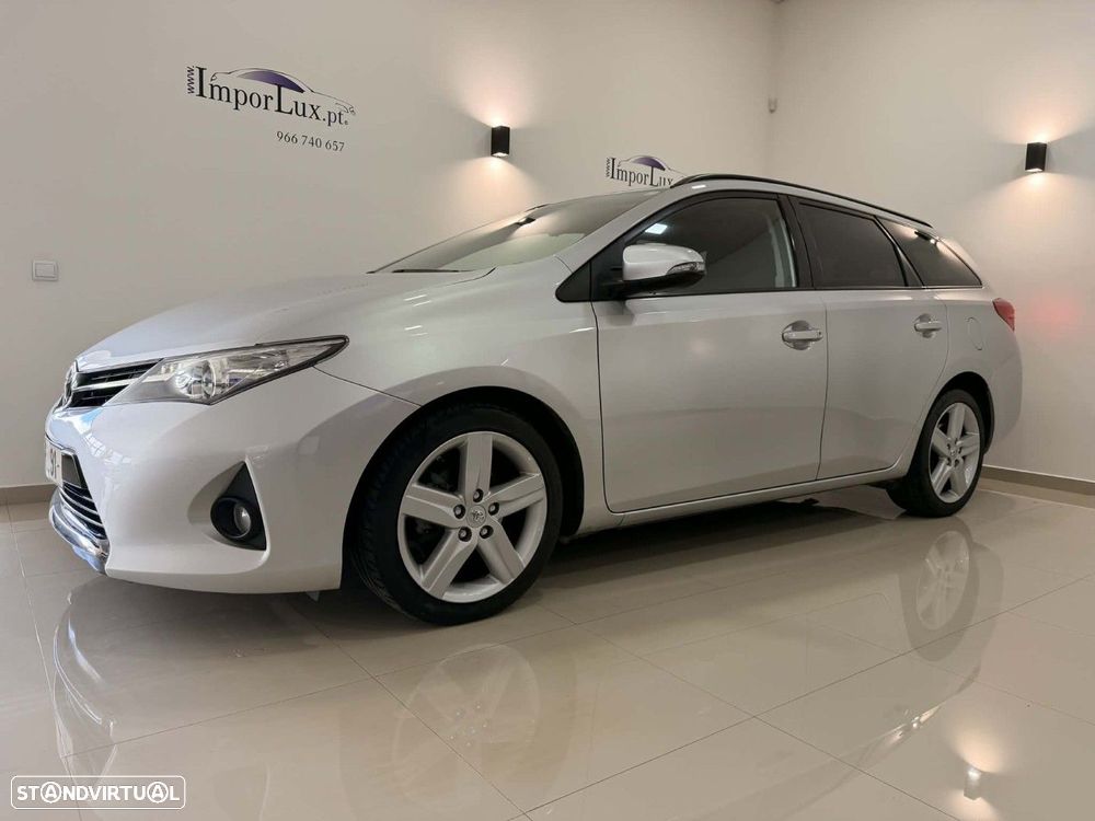 Toyota Auris Touring Sports 1.4 D-4D Comfort - 2
