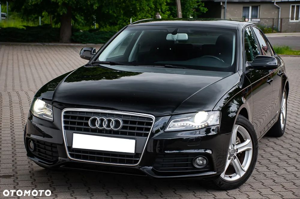 Audi A4 - 1