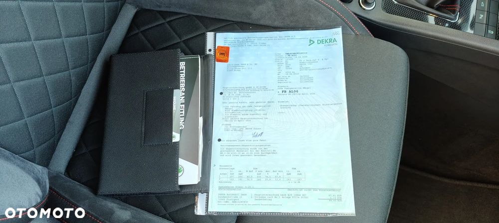 Skoda Octavia 2.0 TDI (Green tec) DSG RS - 31