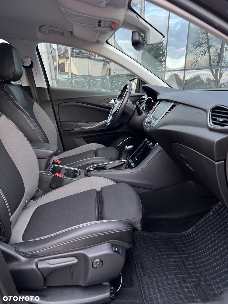 Opel Grandland X 1.2 T GPF Ultimate S&S - 9