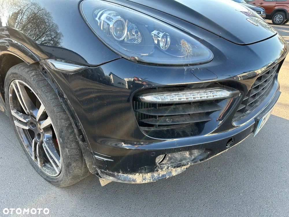 Porsche Cayenne Turbo Tiptronic S - 12