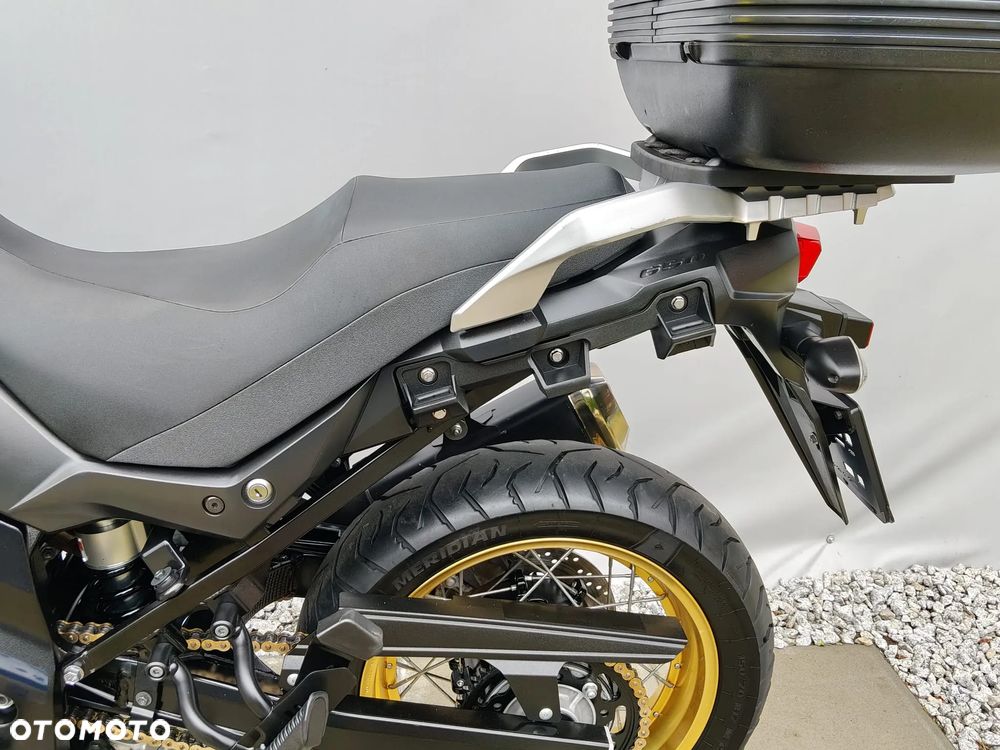 Suzuki DL - 19