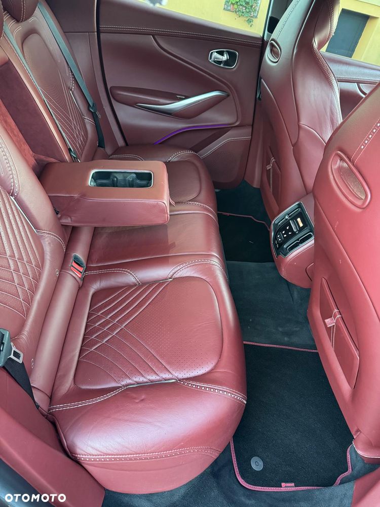 Aston Martin DBX Standard - 17