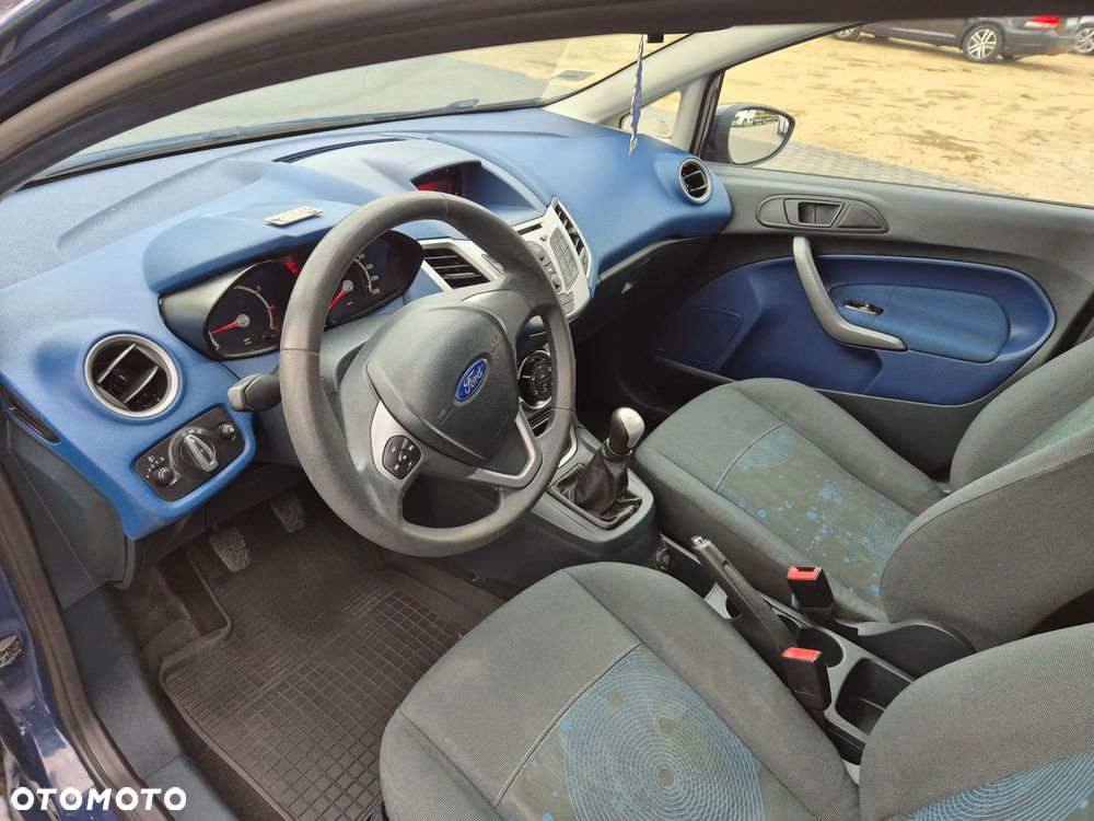 Ford Fiesta - 33