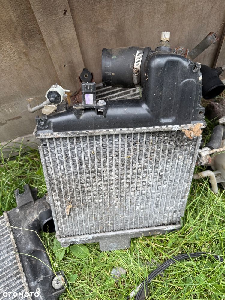 CHŁODNICA POWIETRZA INTERCOOLER TOYOTA LAND CRUISER 120 2002-2009 - 1