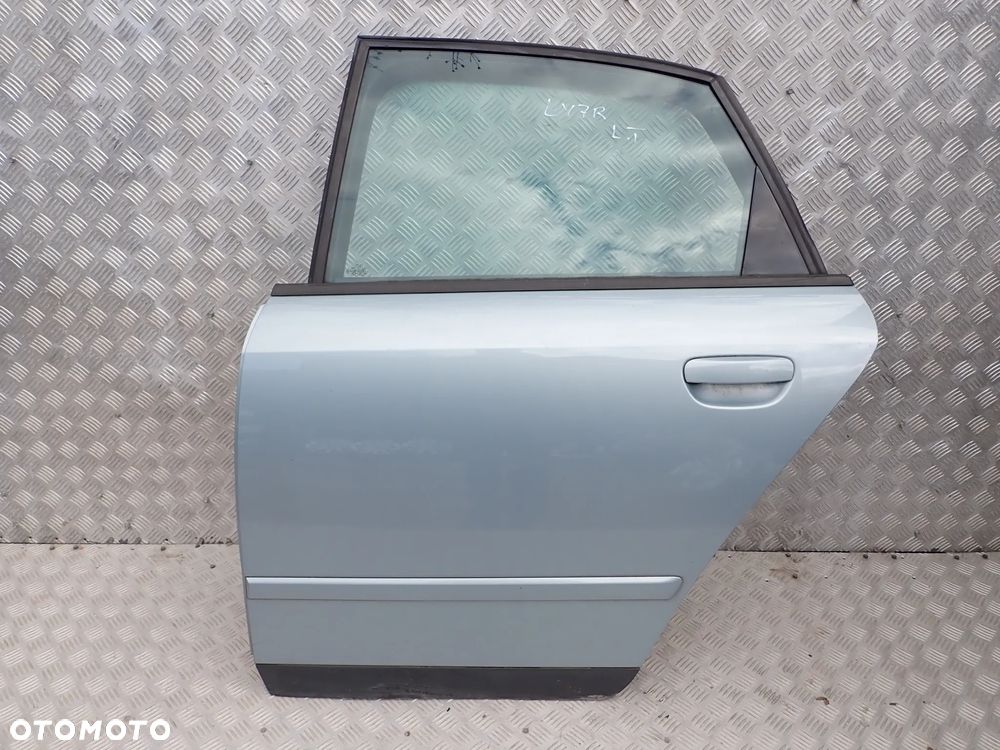 DRZWI LEWY TYŁ AUDI A4 B6 LY7R RADOM - 1