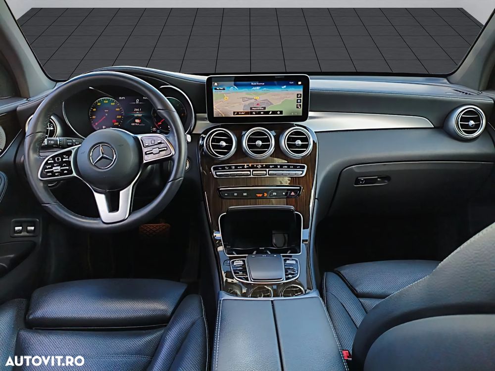 Mercedes-Benz GLC 300 e 4MATIC - 2