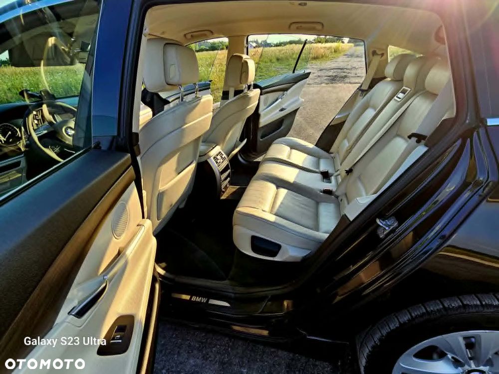 BMW Seria 5 530d - 19