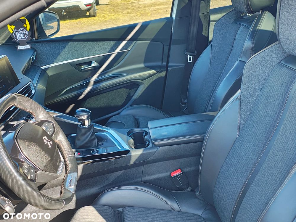 Peugeot 3008 1.2 PureTech GT S&S - 9