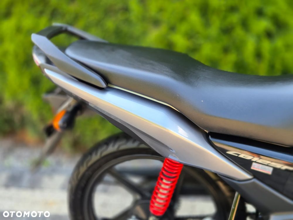 Honda CBF - 16