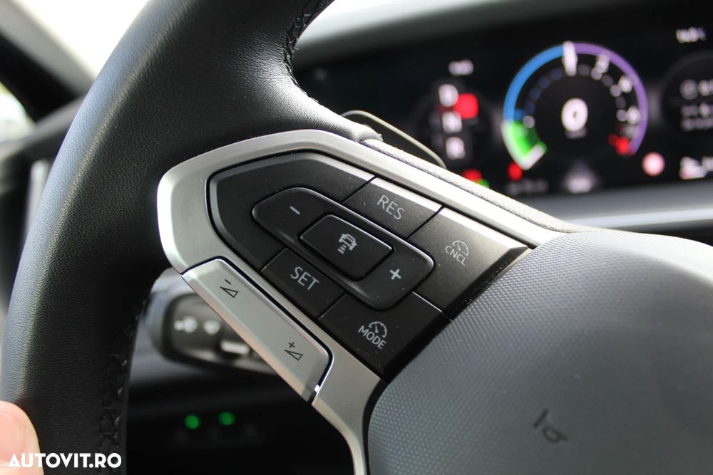 Volkswagen Tayron 1.5 eHybrid OPF DSG Life - 27