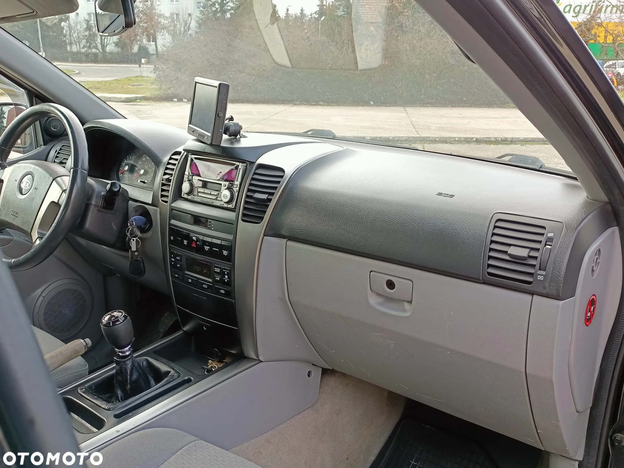 Kia Sorento 2.4 LX - 11