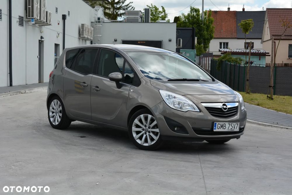 Opel Meriva 1.4 T Essentia S&S - 6