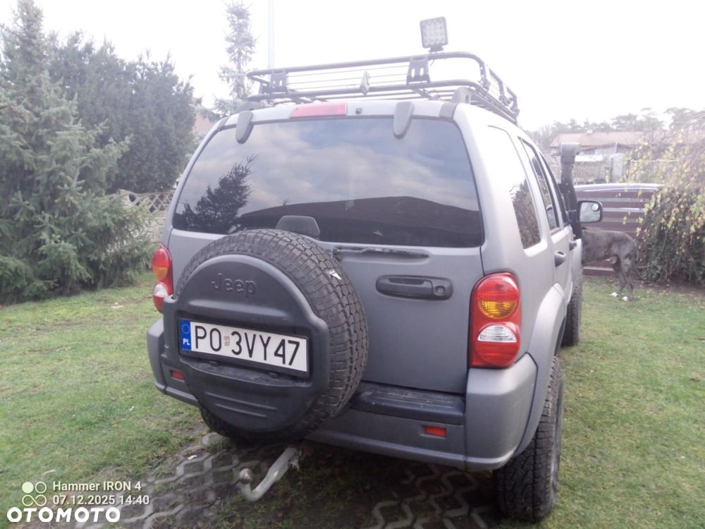Jeep Cherokee - 3