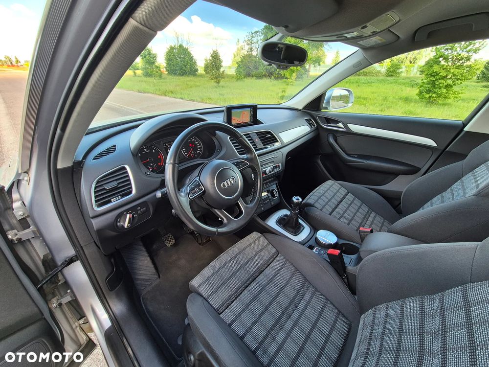 Audi Q3 2.0 TDI Design - 25