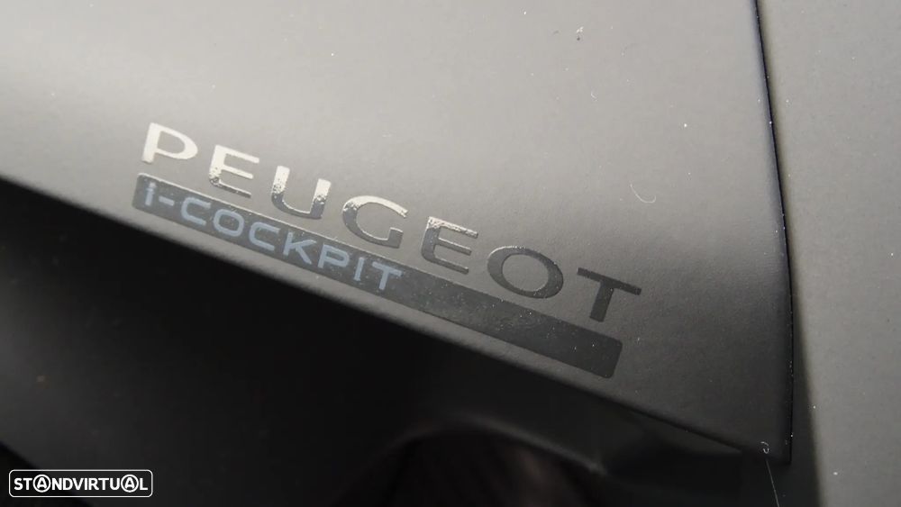 Peugeot 2008 PureTech 130 Allure - 20