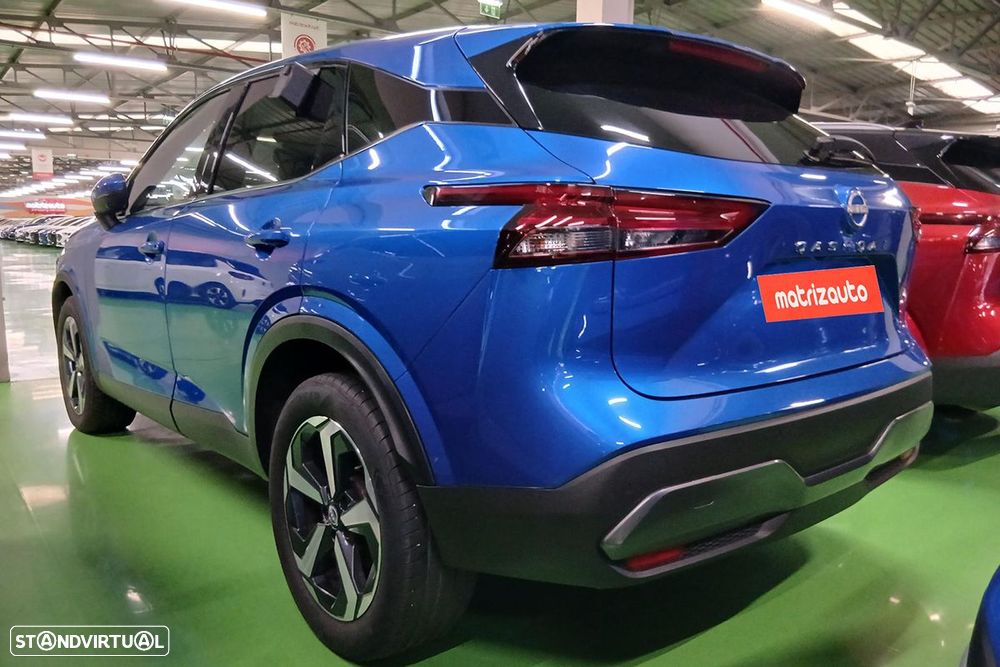 Nissan Qashqai 1.3 DIG-T N-Connecta Xtronic - 3