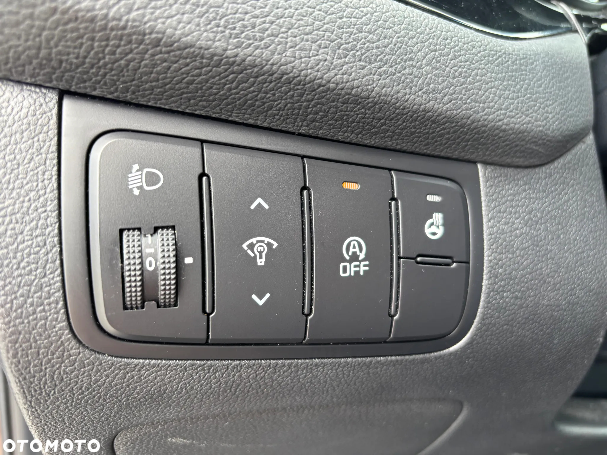 Kia Ceed 1.6 CRDi 128 Dream Team Edition - 28