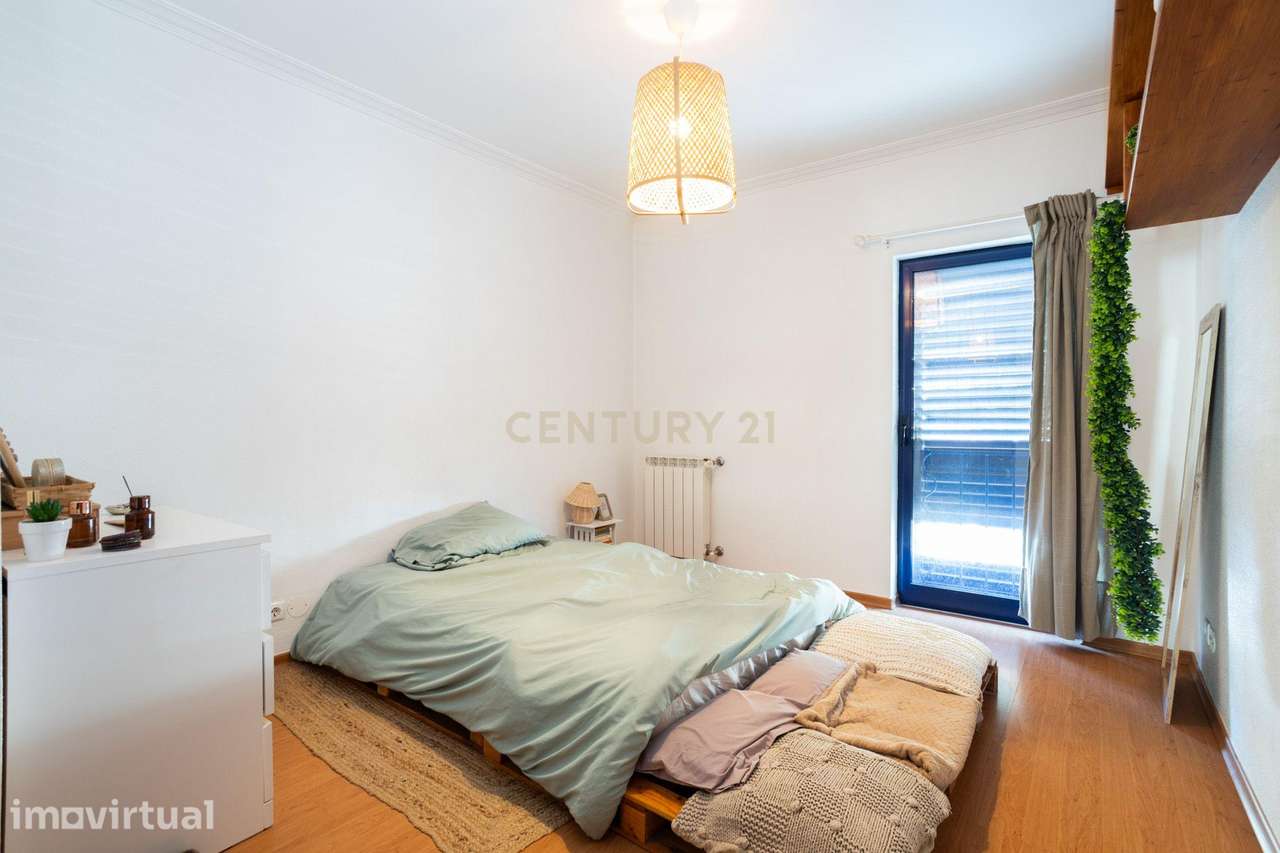 Luminoso Apartamento T2 em Pamela,, Zona Central e privilegiada - Grande imagem: 5/25