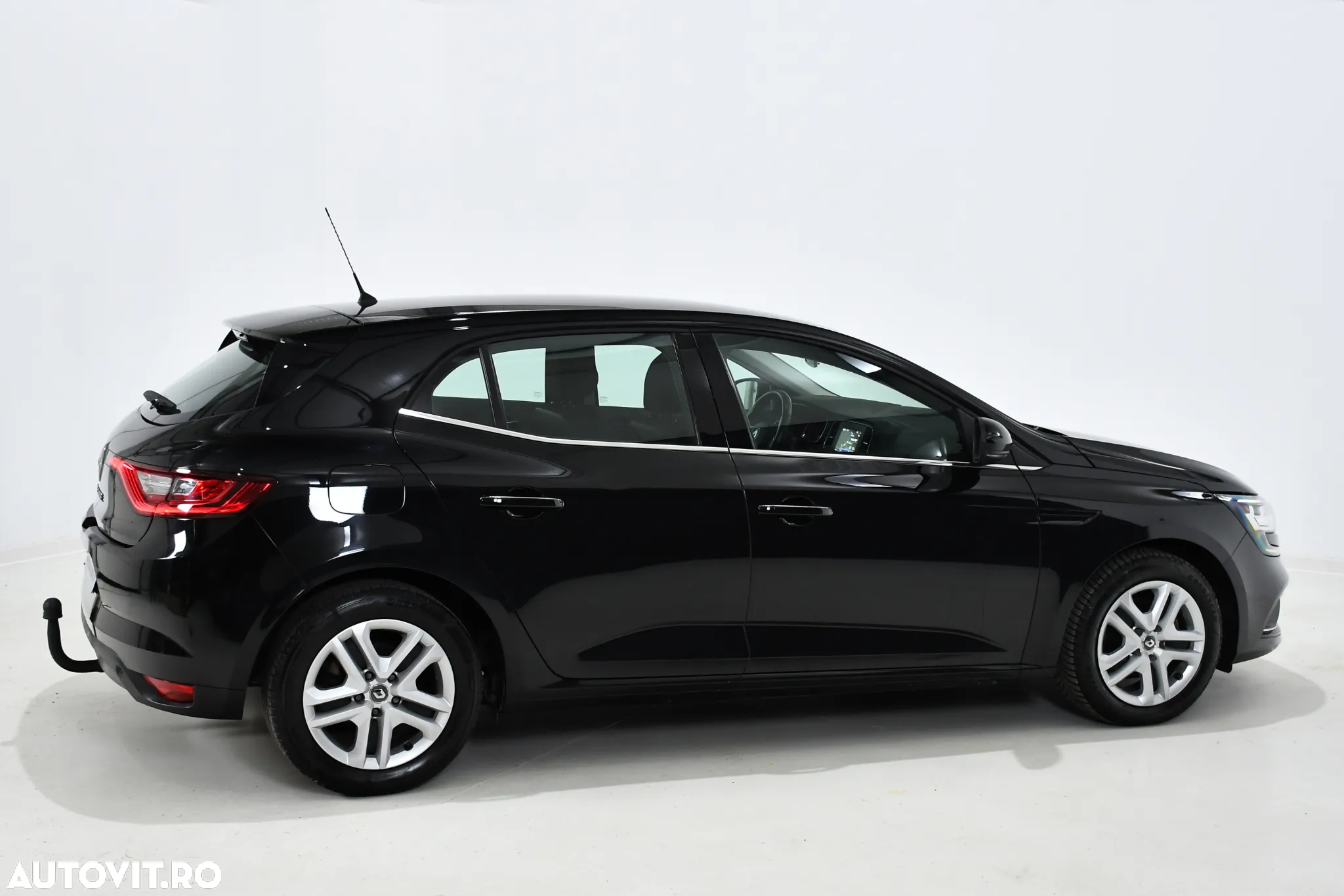 Renault Megane BLUE dCi Business - 4
